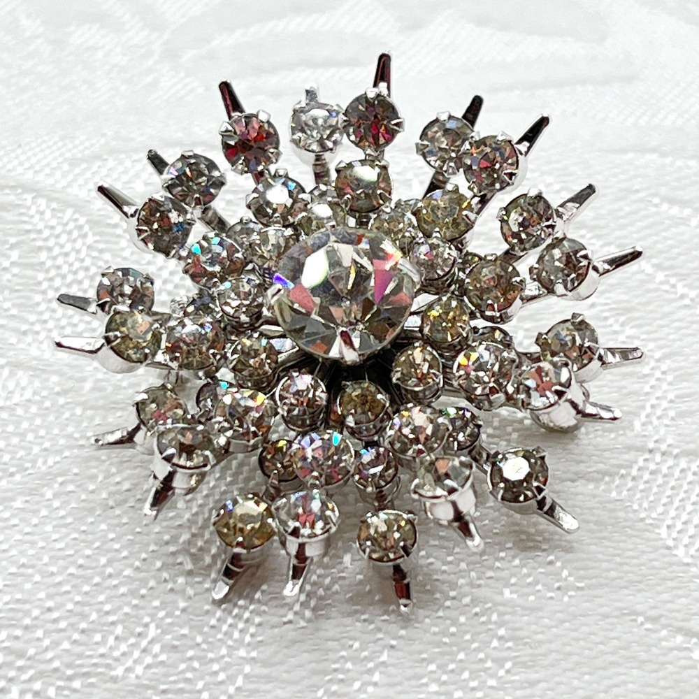 Vintage Mid-Century Silver Tone & Crystal Rhinestone Snowflake 1.5" Pin Brooch